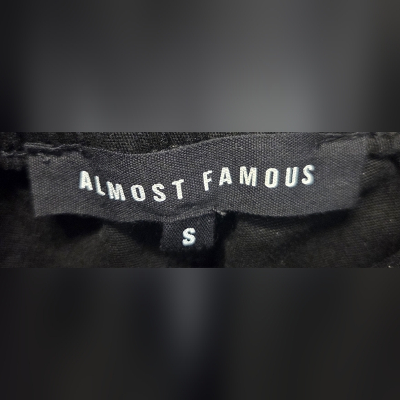 Almost Famous Crave Fame Juniors High-rise Belted Cargo- In Camo - Picture 2 of 8